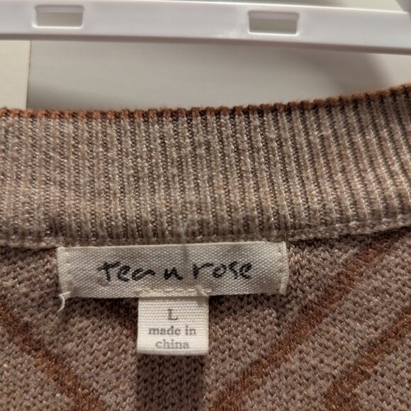 Tan & Beige sweater - Picture 4 of 5
